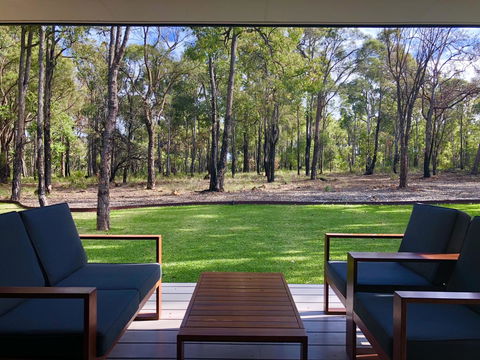 Amaroo Retreat & Spa - Accommodation Redcliffe 1