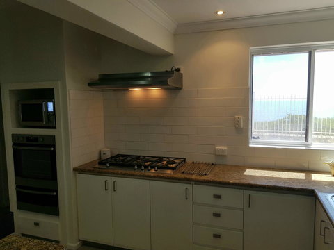 Caravel Beach House Mandurah - Accommodation Redcliffe 5