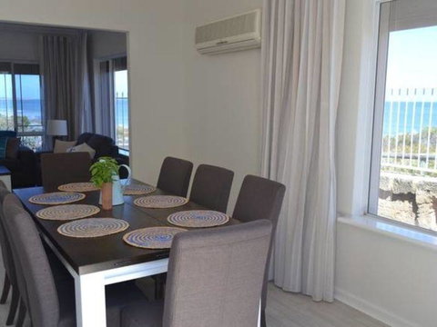 Caravel Beach House Mandurah - Accommodation Redcliffe 31