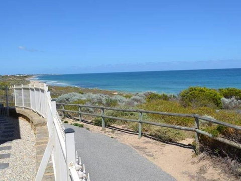 Caravel Beach House Mandurah - Accommodation Redcliffe 34