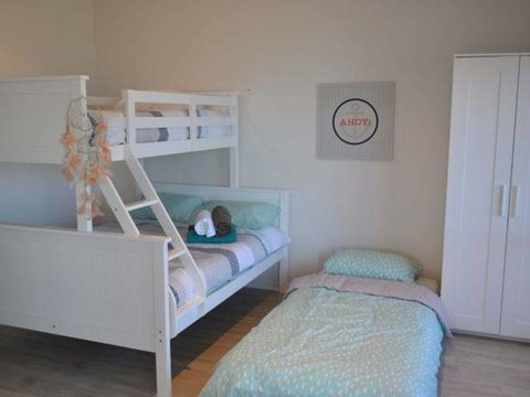 Caravel Beach House Mandurah - Accommodation Redcliffe 21