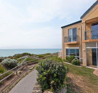 Caravel Beach House Mandurah - Accommodation Redcliffe