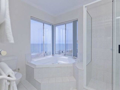 Caravel Beach House Mandurah - Accommodation Redcliffe 32