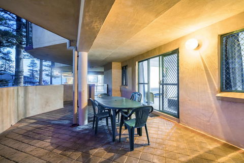 Cottesloe Beach Chalets - Accommodation Redcliffe 39