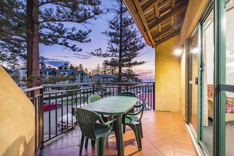 Cottesloe Beach Chalets - Accommodation Redcliffe 26
