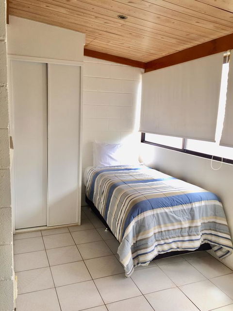 Cottesloe Beach Chalets - Accommodation Redcliffe 18