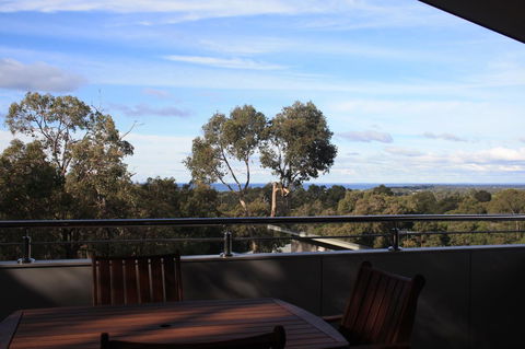 Cape Villas - Accommodation Redcliffe 6