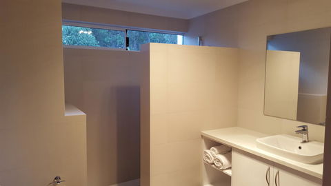 Cape Villas - Accommodation Redcliffe 15