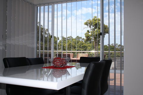 Cape Villas - Accommodation Redcliffe 24