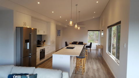 Cape Villas - Accommodation Redcliffe 9