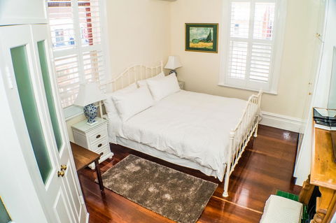 South Beach Bed & Breakfast - Accommodation Redcliffe 8