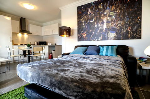 VIP Stays - McMillan - Accommodation Redcliffe 23