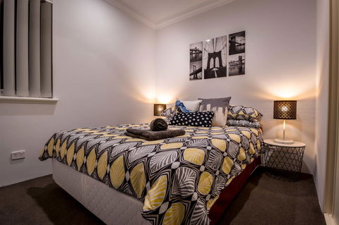 VIP Stays - McMillan - Accommodation Redcliffe 17