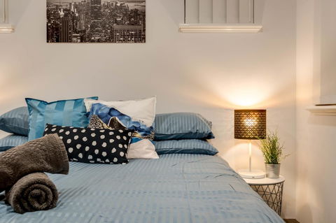 VIP Stays - McMillan - Accommodation Redcliffe 9