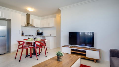 VIP Stays - McMillan - Accommodation Redcliffe 40