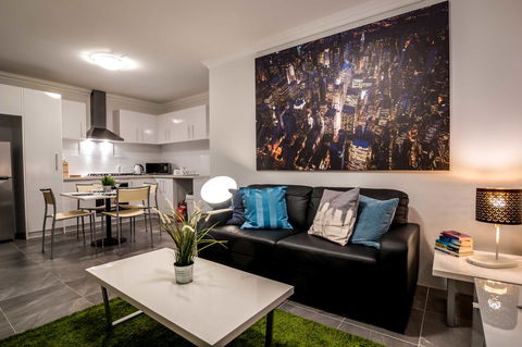 VIP Stays - McMillan - Accommodation Redcliffe 14