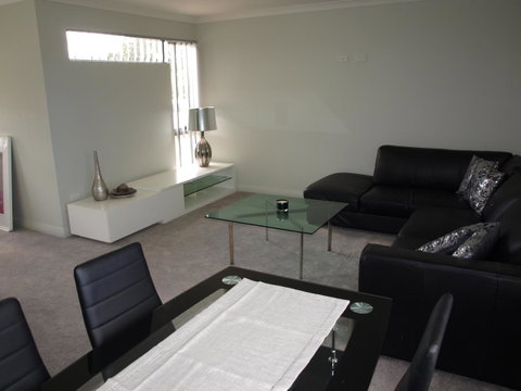 Hamersley Apartment - Accommodation Redcliffe 6