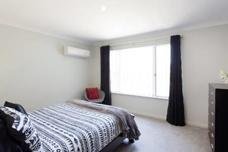 Hamersley Apartment - Accommodation Redcliffe 1