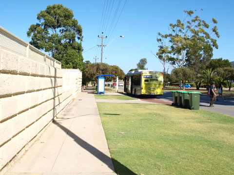 Hamersley Apartment - Accommodation Redcliffe 9
