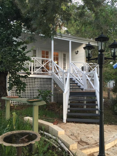 Applegate Lane Chalet - Accommodation Redcliffe 16