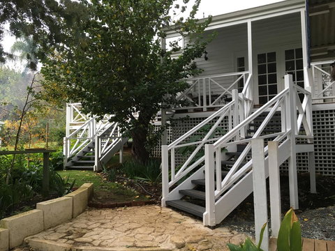 Applegate Lane Chalet - Accommodation Redcliffe 5