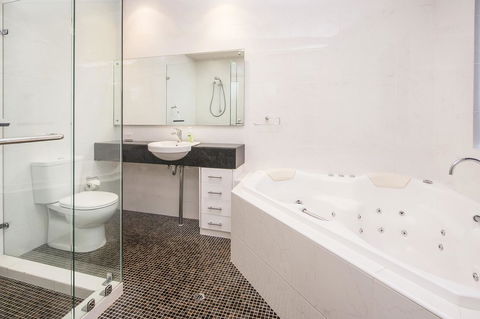 12/26 Yallingup Beach Road - Accommodation Redcliffe 5