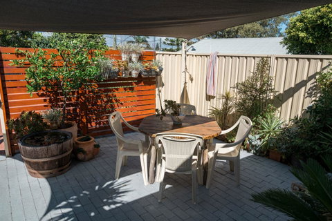 Sun Studio - Accommodation Redcliffe 9