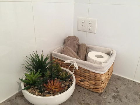 The Royal Dolphin Bed & Breakfast Safety Bay - Accommodation Redcliffe 19