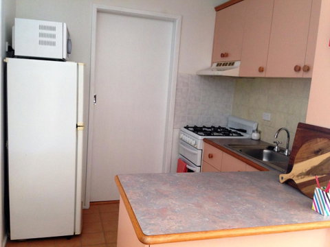 Lemon Tree Lodge - Accommodation Redcliffe 2