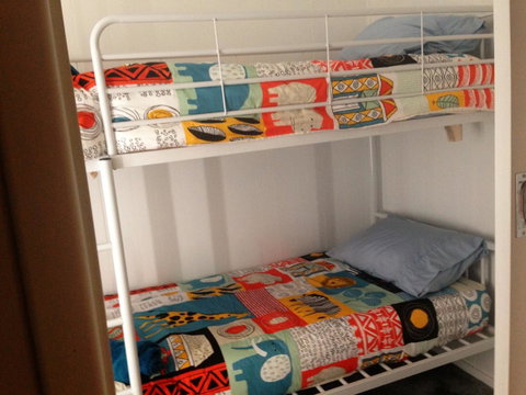 Lemon Tree Lodge - Accommodation Redcliffe 4