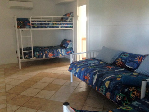 Lemon Tree Lodge - Accommodation Redcliffe 8