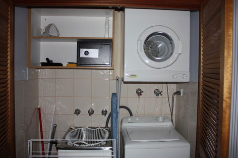 Apartments At Blue Seas Resort - Accommodation Redcliffe 9