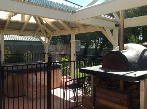 Busselton Guest House - Accommodation Redcliffe 19