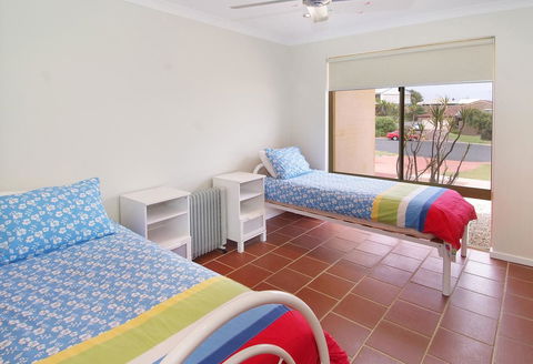 Searenity - Accommodation Redcliffe 14