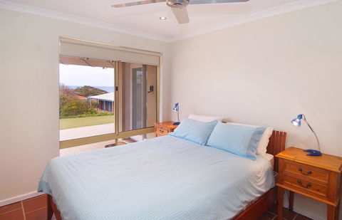 Searenity - Accommodation Redcliffe 9