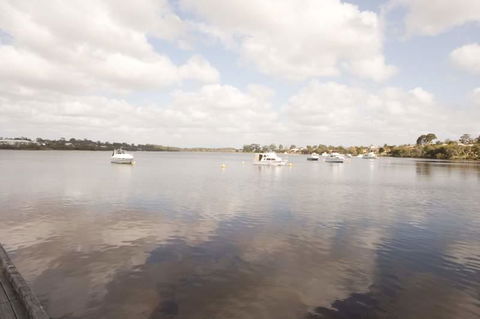 Mt Pleasant Apartment - Accommodation Redcliffe 10
