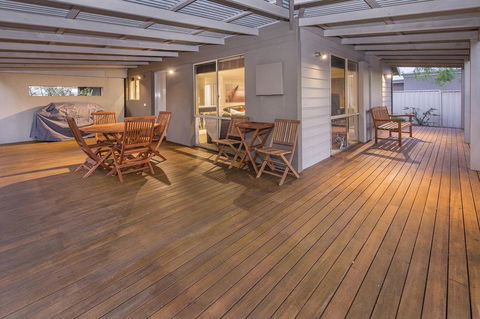 Boardwalk - Accommodation Redcliffe 6