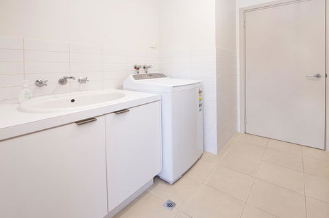 Boardwalk - Accommodation Redcliffe 21