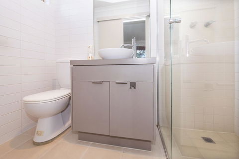 Boardwalk - Accommodation Redcliffe 17