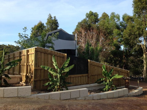 Dunsborough Barn Stay - Accommodation Redcliffe 0