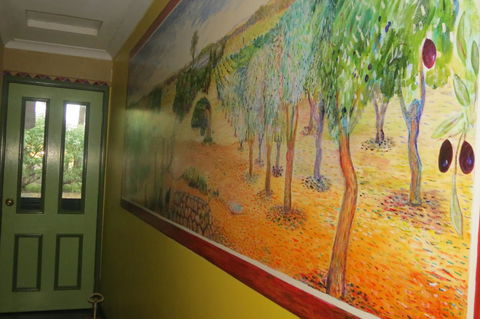 Bentwood Olive Grove Accommodation - Accommodation Redcliffe 1