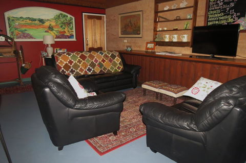 Bentwood Olive Grove Accommodation - Accommodation Redcliffe 4