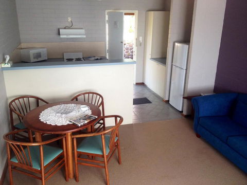 Bremer Bay Resort - Accommodation Redcliffe 4