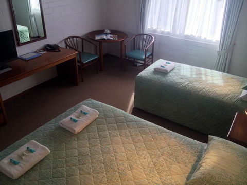 Bremer Bay Resort - Accommodation Redcliffe 6