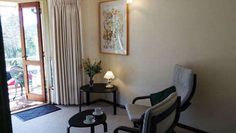 Eleebana Guest House - Accommodation Redcliffe 4