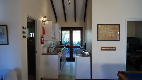 Eleebana Guest House - Accommodation Redcliffe 22