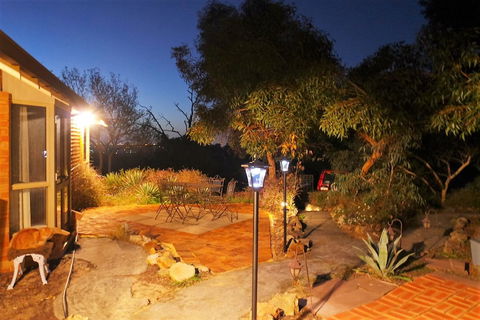 Eleebana Guest House - Accommodation Redcliffe 36