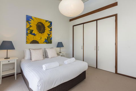 Cottesloe Sea Salt Abode - Executive Escapes - Accommodation Redcliffe 5