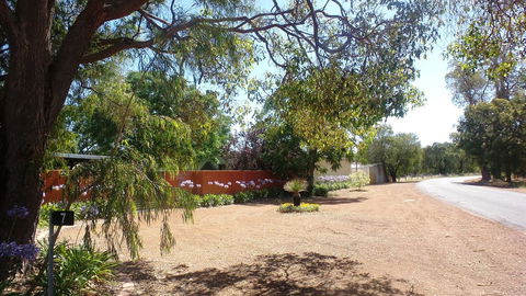 Windfall Estate Vineyard Cottage - Accommodation Redcliffe 12