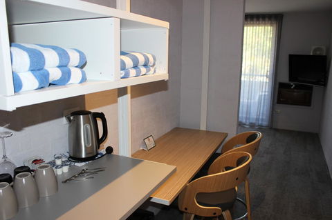 Atrium Hotel Mandurah - Accommodation Redcliffe 11